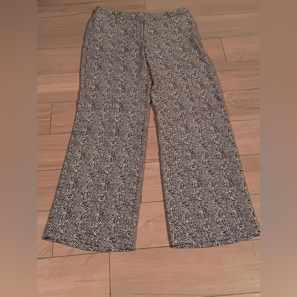 White House Black Market Black and White Patterned Wide Leg Pants size 8